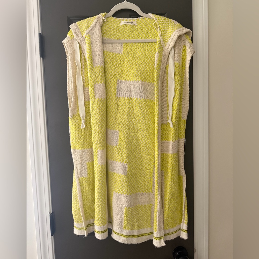 Anthropologie sleeveless hooded cardigan
